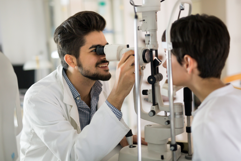 Eye Check Up Center in Ambikapur